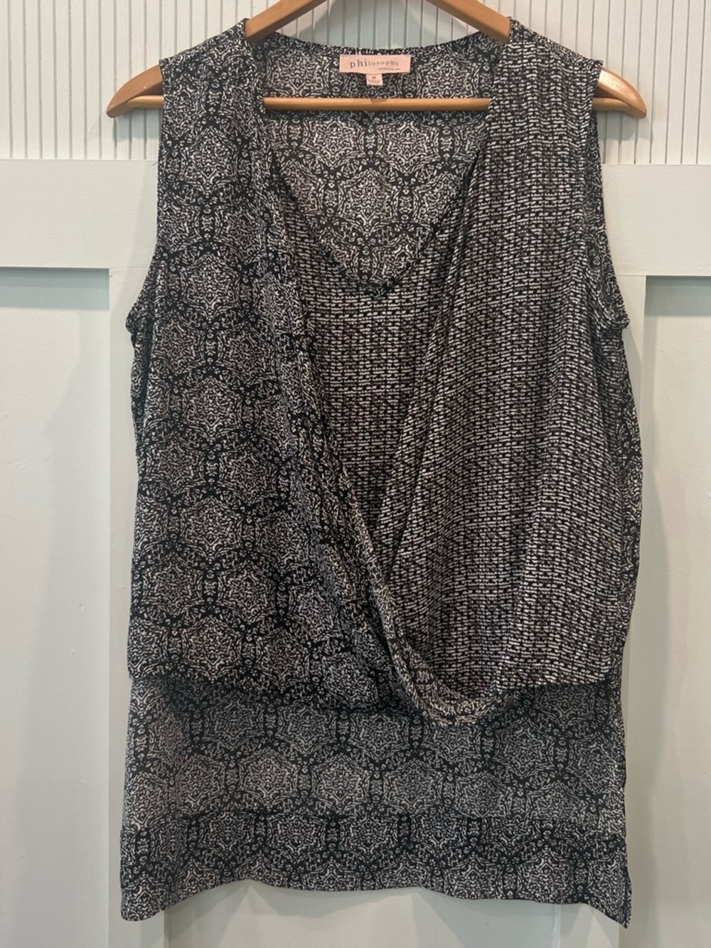 Philosophy Black and White Geometric Sleeveless Top
